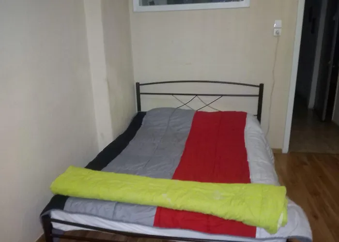 2 Bedroom Center - Lägenhet *