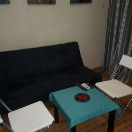 2 Bedroom Center - *
